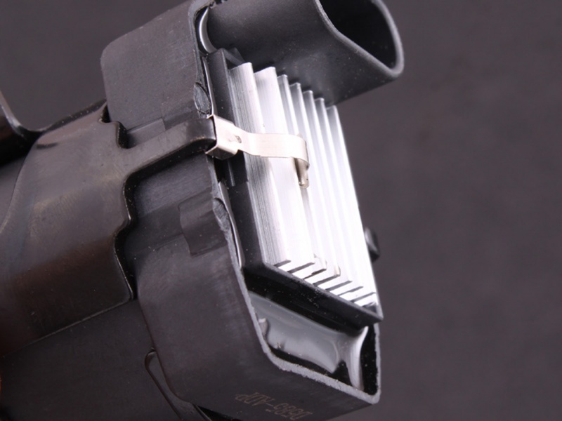 LS2 tändspole (D585) med inbyggt tändsteg